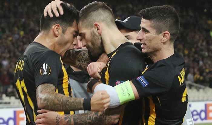 Τα χέρια της δεν έμειναν… άδεια, γιατί είχε “καυτό” τον Μάρκο Λιβάγια!