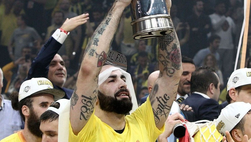 Ο Άντιτς γύρισε το χρόνο δέκα χρόνια πίσω…