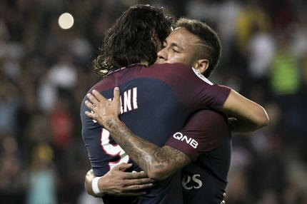 “Λάδωσαν” τον Καβάνι για να κάνει τον… χαζό με Νεϊμάρ!