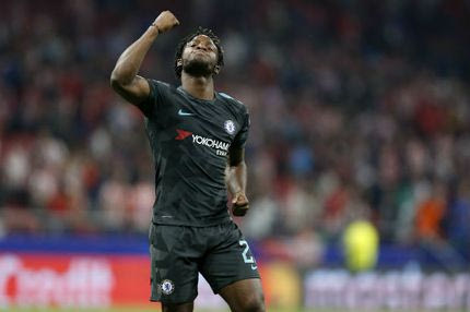 Batman και… κουραφέξαλα! Κουμάντο κάνει ο… Batsman