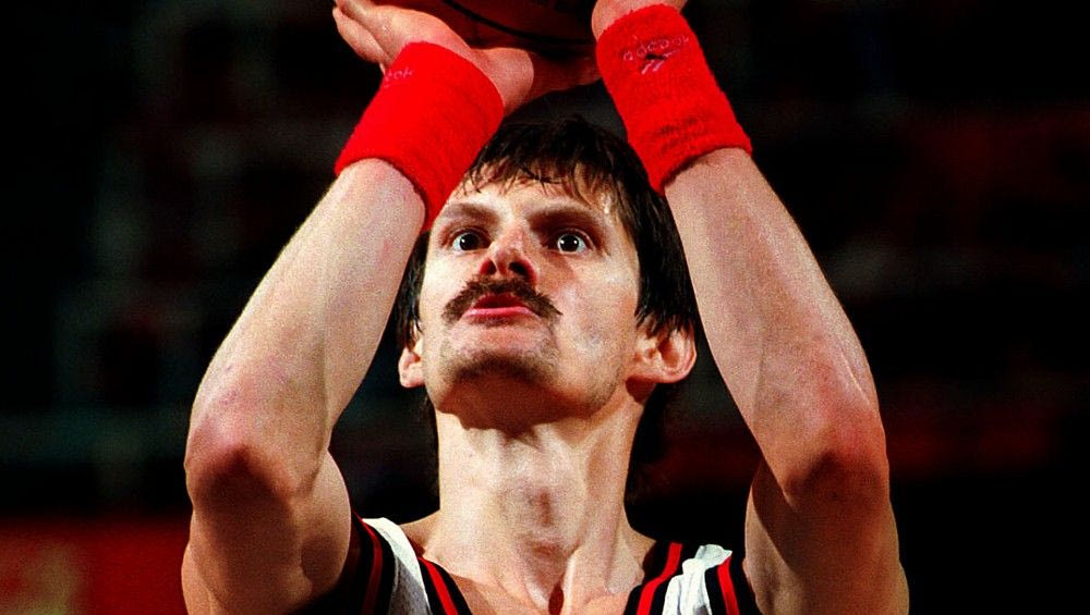 Μήπως να φοβόμαστε τον Μπαζάρεβιτς; Κάποτε έκανε τον… Σβεντ και “σκότωσε” την Εθνική