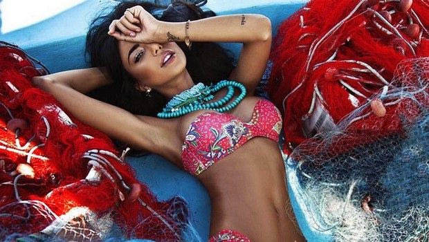 Η σέξι σύντροφος του Τζάτζα τα… χώνει στον προπονητή του!