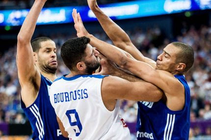 Εθνική υποχώρηση (και με Φινλανδία) πριν από την τελική μάχη (με Πολωνία)