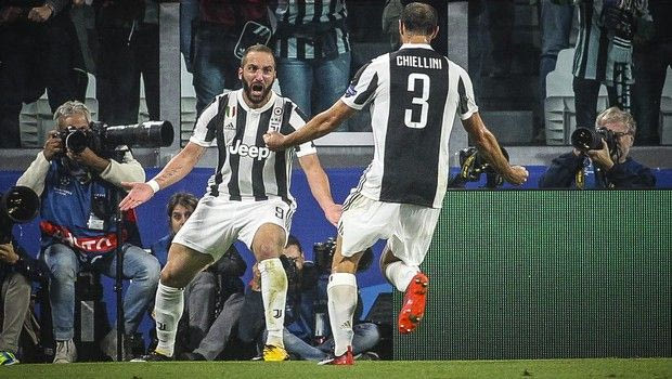 Ο “παγκίτης” Ιγκουαΐν λύγισε τον Ολυμπιακό!