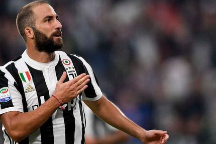 Ξυρισμένο κεφάλι και νέα τατουάζ για Ιγκουαΐν!