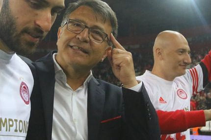 Λεμονής για τον πόνο του κόσμου