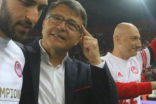 Λεμονής για τον πόνο του κόσμου