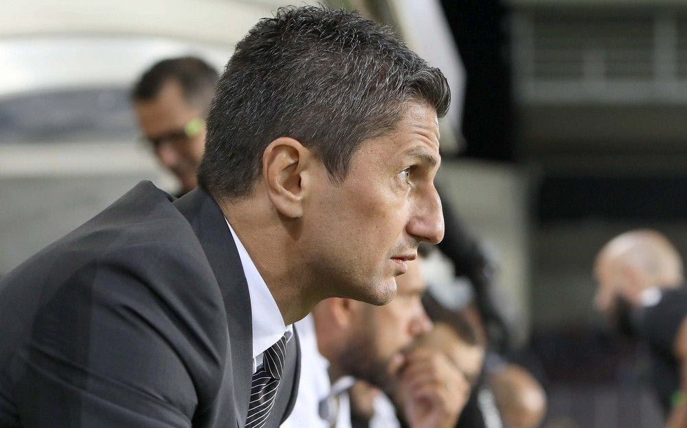 Ο Λουτσέσκου ξεσπάθωσε κατά του διαιτητή για το πέναλτι και του Κούγια για το φτύσιμο