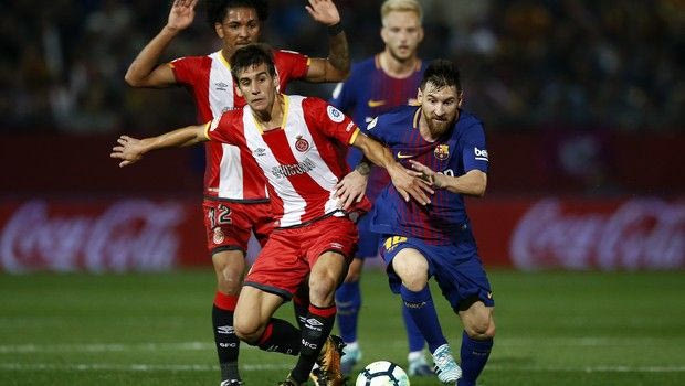 Η Μπαρτσελόνα σπέρνει πανικό και οι αντίπαλοι… βάζουν αυτογκόλ!