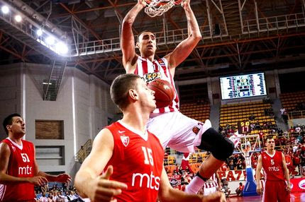 Πληθωρικός και απροσπέλαστος ο νέος Ολυμπιακός