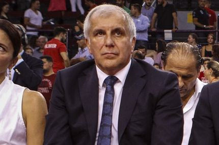 Η παρουσία του Ομπράντοβιτς έφερε… σύνθημα στο ΣΕΦ και άμεση αντίδραση!