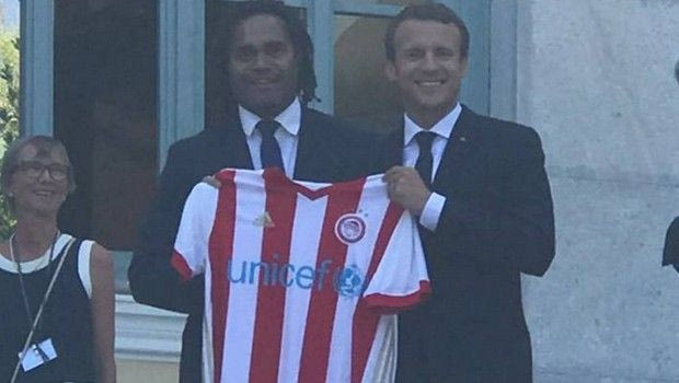 Ο Καρεμπέ έκανε Ολυμπιακό τον Μακρόν!