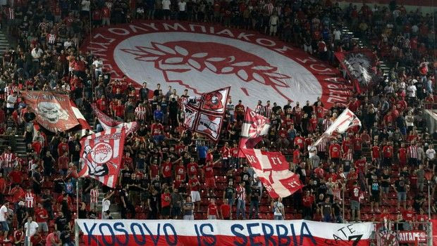 Έσπασαν κάμερες οπαδοί του Ολυμπιακού