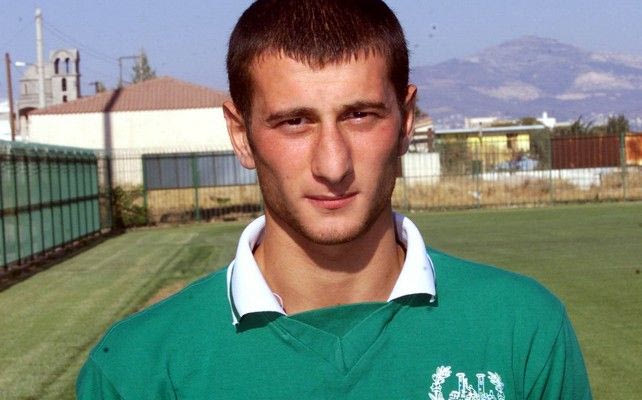 Όταν ο Παπαδόπουλος έμενε σε… κοντέινερ στα Άνω Λιόσια