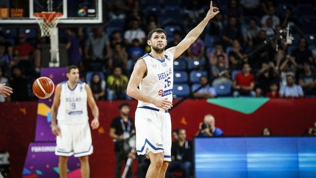 Ο Παπανικολάου μίλησε για μέταλλο και απάντησε για… χαμένες ταυτότητες