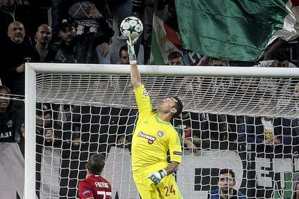 Τα… διαφορετικά παπούτσια του Προτό