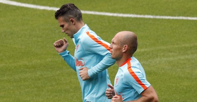 Φόβοι για την καριέρα του Φαν Πέρσι!