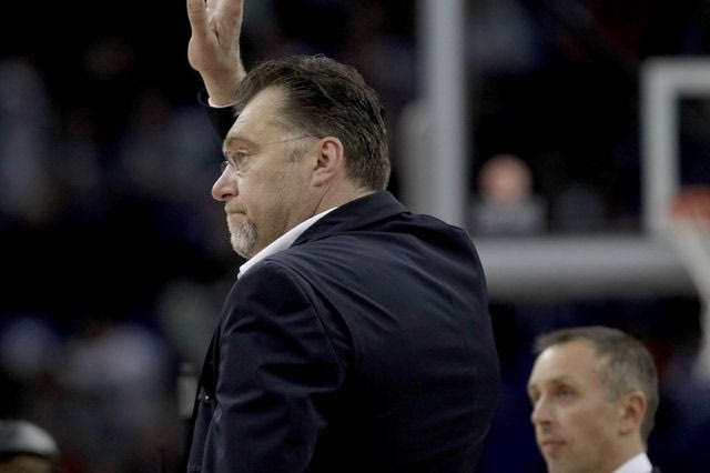 Ακούστε και τον Σαμπόνις, κύριοι της FIBA