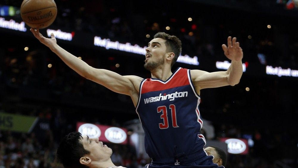 Το κάρφωμα του Σατοράνσκι δεν το περιμένεις με τίποτα…