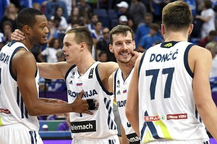 Πρώτη η σούπερ Σλοβενία, έκανε μια… χαψιά την Γαλλία!