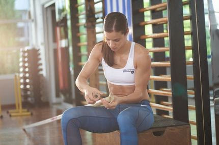 Η Στεφανίδη τρολάρει τον… πατέρα της στο twitter με πολύ χιούμορ