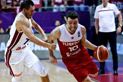 Πάνω στους Ισπανούς έπεσαν οι Τούρκοι!