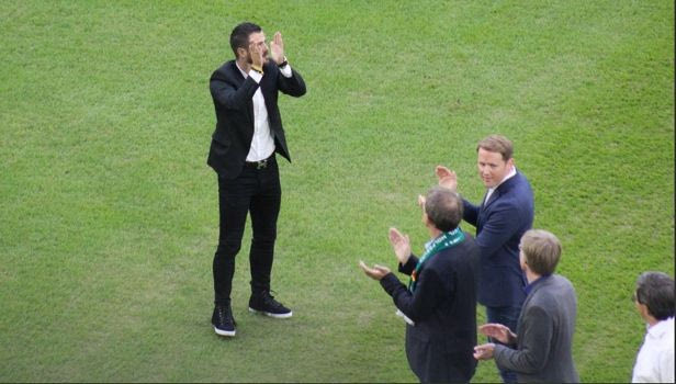 Αποθέωση για Βιεϊρίνια στην Βόλφσμπουργκ!