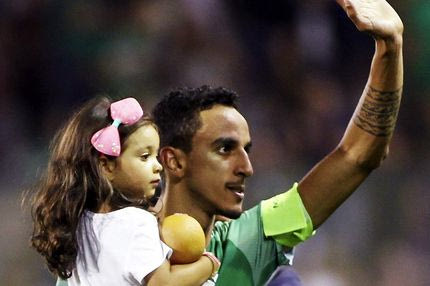 Ο Ζέκα αποθέωσε τον Ουζουνίδη και έφυγε με κλάματα