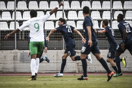 Αρπάχτηκαν στο ημίχρονο δυο παίκτες του Απόλλωνα!