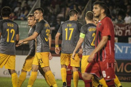 Μπροστά “κεντούσε”, πίσω… υπέφερε πάλι η ΑΕΚ