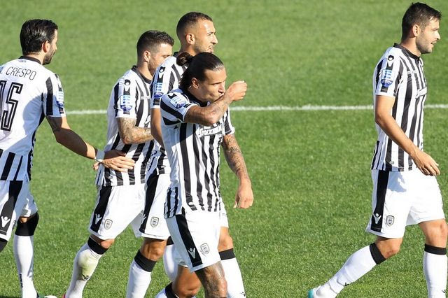 Πάρτι στην άδεια Τούμπα με οικοδεσπότη τον “Μέγα Αλέξανδρο”