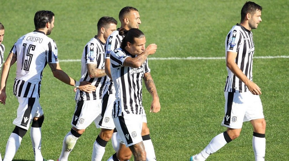 Πάρτι στην άδεια Τούμπα με οικοδεσπότη τον “Μέγα Αλέξανδρο”