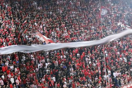 Απάντησε με… ποίηση στην καφρίλα η Λίγκα