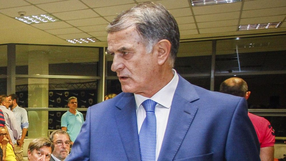 Το δώρο της ΑΕΚ στον πρόεδρο της UEFA