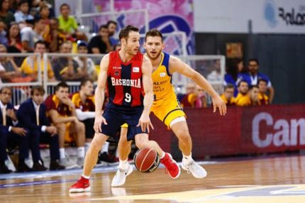 Στο ΣΕΦ με 100 πόντους στα μπαγκάζια της…