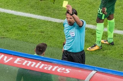 Γκολκίπερ για παγκόσμιο ρεκόρ: δεν παίζει και παίρνει κάρτες!