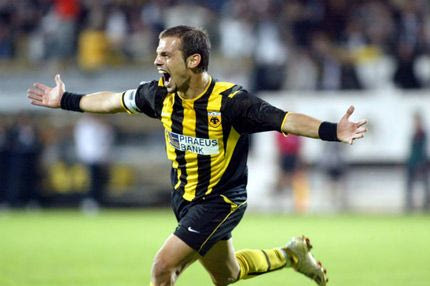 Ο Ντέμης θυμήθηκε την… υπόκλιση της Ρεάλ στην ΑΕΚ