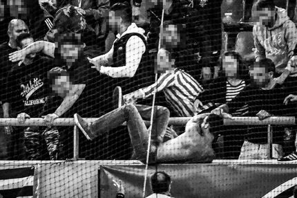 Ανθοδέσμες ή μπουκέτα; Ποδόσφαιρο ηλιθίων…