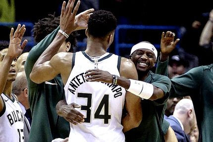 Ζούμε την εποχή του κορυφαίου ΟΛΩΝ!