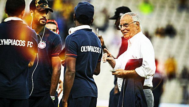 Οι ντόπες στον Ρομαό και ο νέος… Λάζαρος