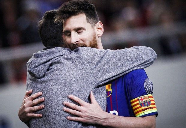 Τόσο κοστίζει ένα φιλί στον Μέσι…