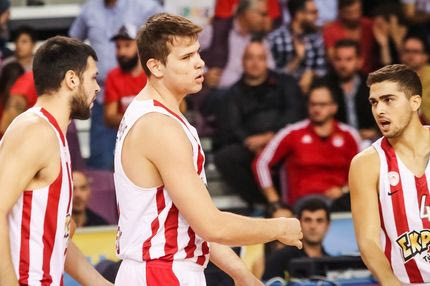 Παπανικολάου και Αγραβάνης βγήκαν και τον έβγαλαν από τον… πάγο