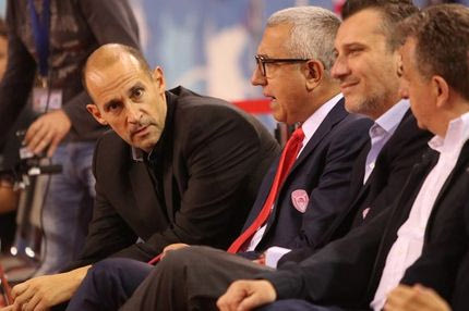 Η selfie είχε και… Αγγελόπουλο