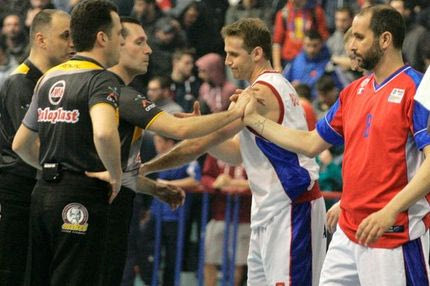 Τι έγινε με τον Ομπράντοβιτς, γιατί δεν μιλάει με τον Μπαρτζώκα και το “όχι” σε Τάου