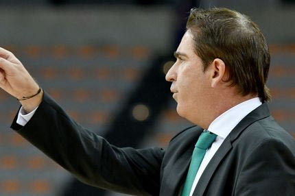 Ούτε 1 λεπτό κράτησε η συνέντευξη Τύπου του Πασκουάλ