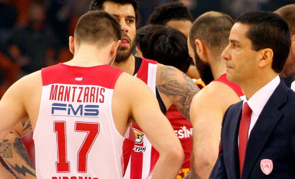 Και Μάντζαρης και Ρόμπερτς!