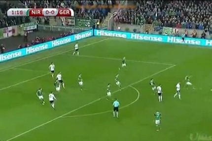 Το… σουτ-τηλεφώνημα του Ρούντι