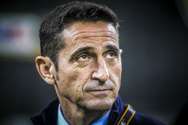 Οι “μαριονέτες” του Χιμένεθ τον “καταδικάζουν” σε νίκη, αλλιώς…