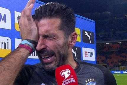 Λύγισε ο γίγαντας Μπουφόν μετά τον αποκλεισμό