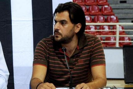 Σκληρό ποστάρισμα Κυριάκου για… εμετούς και απονομή με διάταγμα!